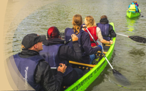 Neckar Gruppen Kanu paddeln