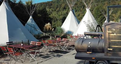 Smoker_mit_Biergarten_Indianerfreizeit_kl